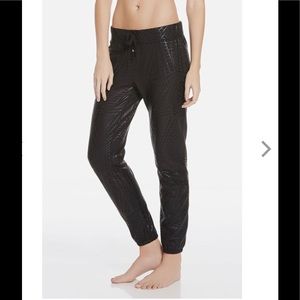 FABLETICS  KIMBERLEY SWEATPANT III-Black Ice Print